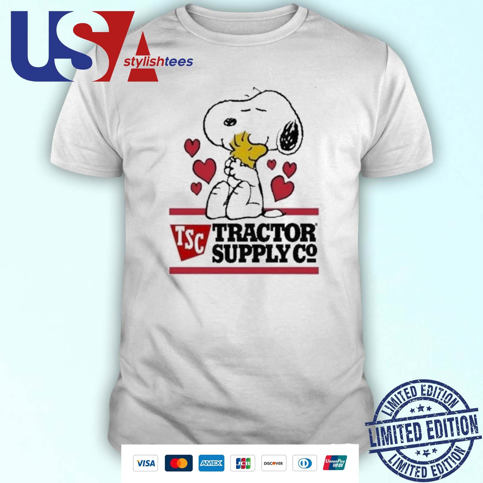 snoopy-and-woodstock-loves-tractor-supply-logo-t-shirt-1 Snoopy And Woodstock Adore Tractor Supply Emblem Shirt