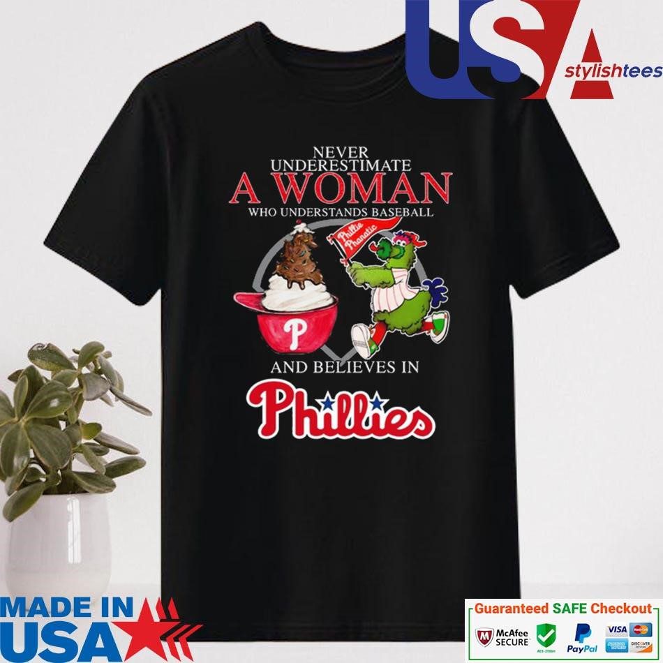 official-never-underestimate-a-woman-who-understands-baseball-and-believes-in-phillies-mascot-shirt-1 Official Do Not Underestimate A Woman Who Knows Baseball And Trusts In Phillies Mascot Shirt