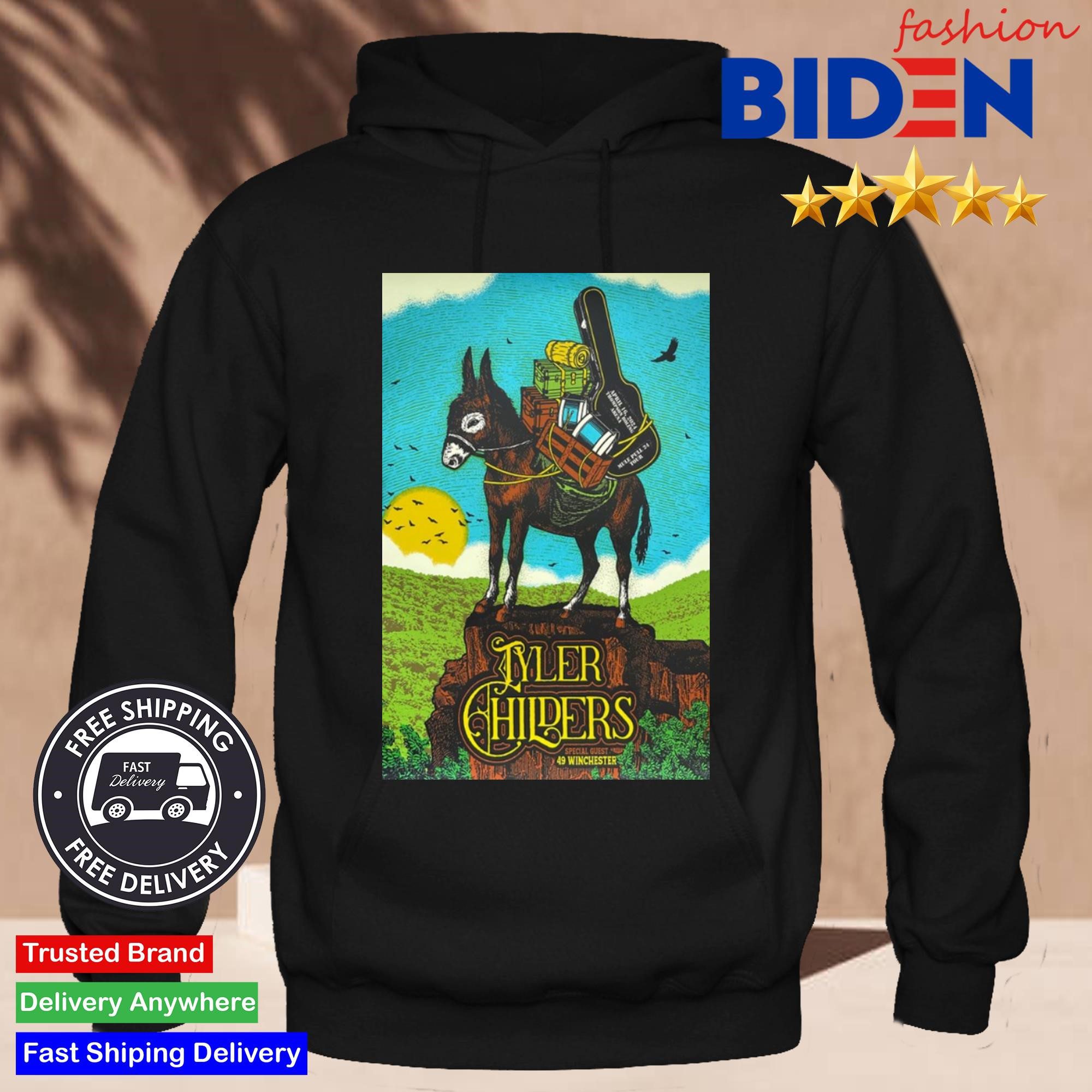 tyler-childers-thompson-boling-arena-knoxville-tn-april-16-2024-hoodie-1 April 16, 2024 Tyler Childers Thompson-Boling Arena Knoxville TN Hoodie