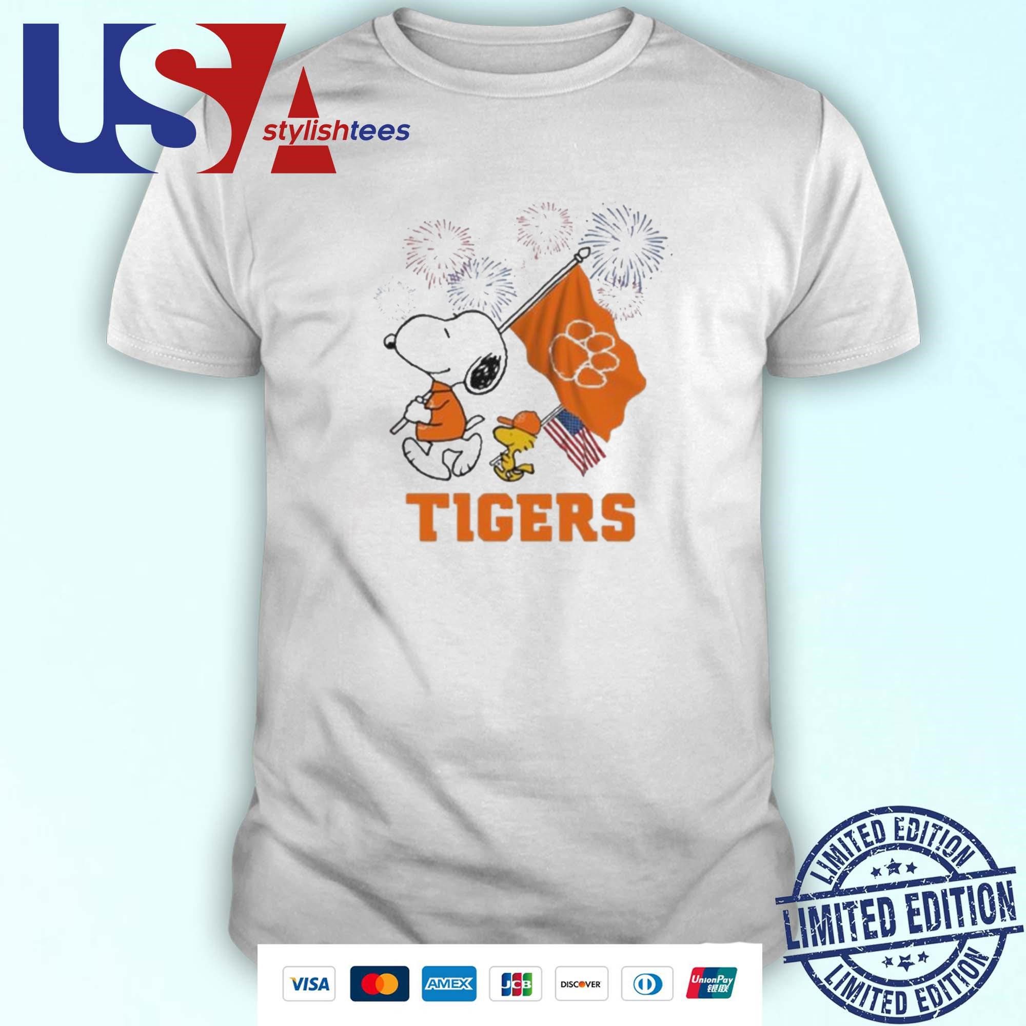 snoopy-and-woodstock-clemson-tigers-football-happy-4th-of-july-2024-t-shirt-1 Snoopy And Woodstock Clemson Tigers Football Happy 4th Of July 2024 Shirt