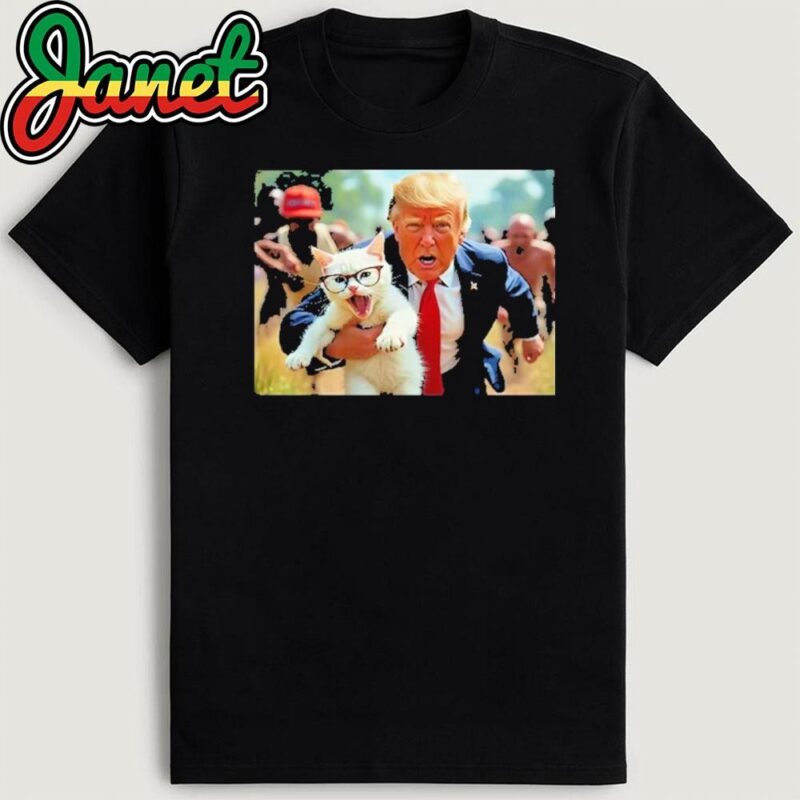 Trump Holding Cat Vote Trump Pets For Trump Vote President T-Shirt