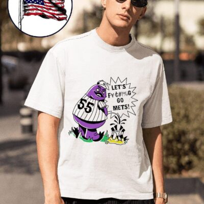 Funny Grimace New York Mets pissing on New York Yankees let's go Mets shirt