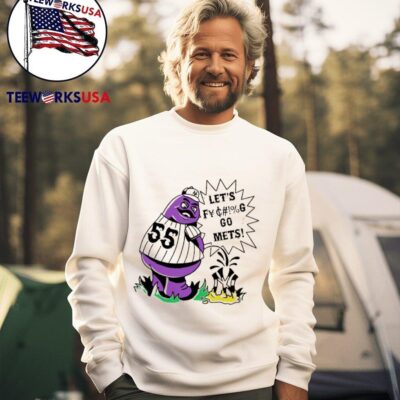 Funny Grimace New York Mets pissing on New York Yankees let’s go Mets sweater