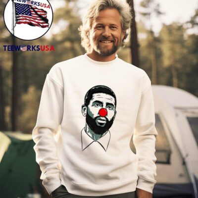 Dave Portnoy taunts Kyrie Irving with a clown sweater