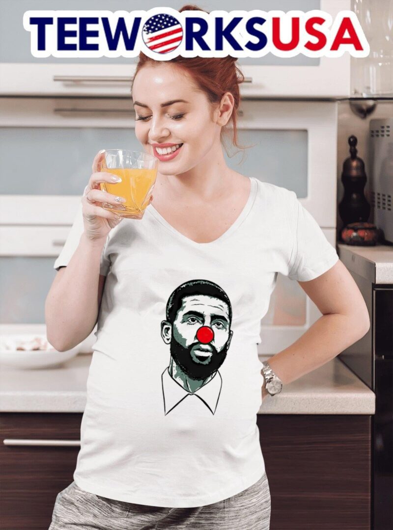 Dave Portnoy taunts Kyrie Irving with a clown women-t-shirt