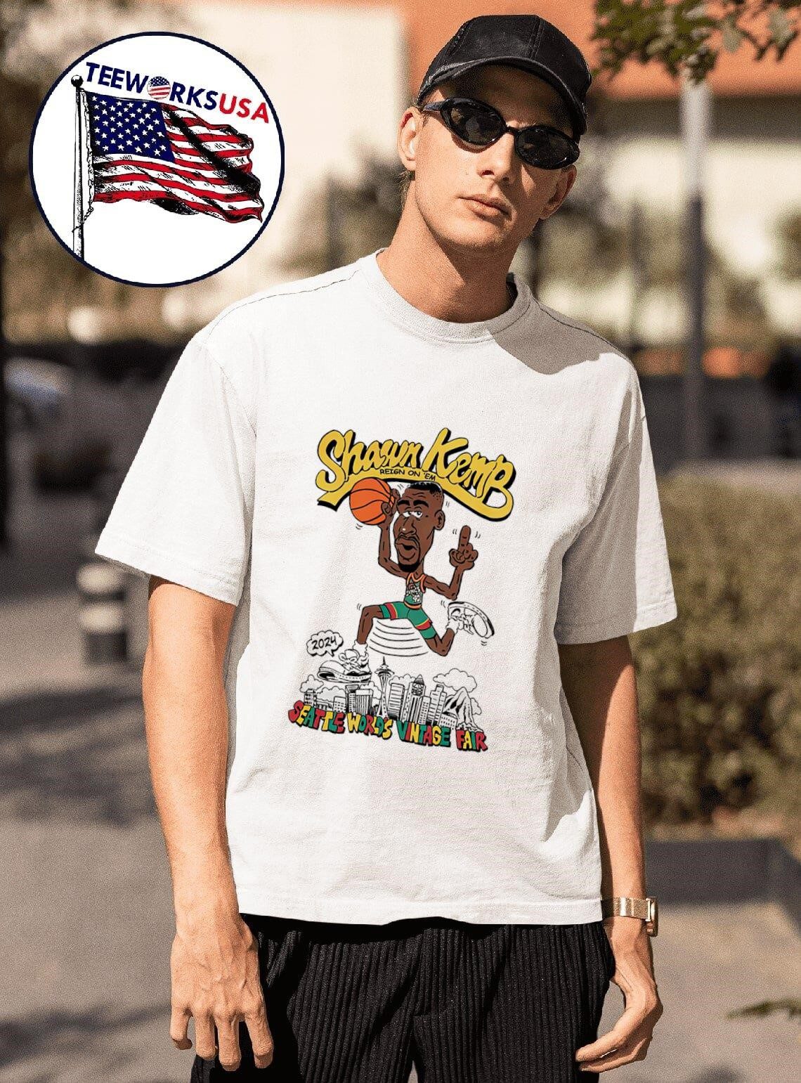 Shawn Kemp reign on 'em 2024 Seattle world's vintage fair shirt Shawn Kemp reign on 'em 2024 Seattle world's vintage fair shirt