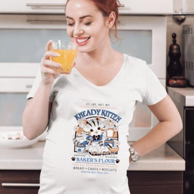 Kneady kitten bakers flour for all your baking kneads women-t-shirt