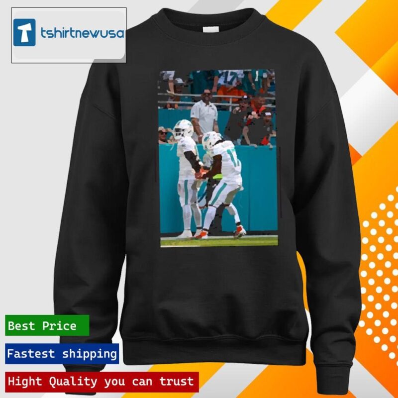 Funny Photo Of Tyreek Hill’s Td Celebration 2024 T longsleeve